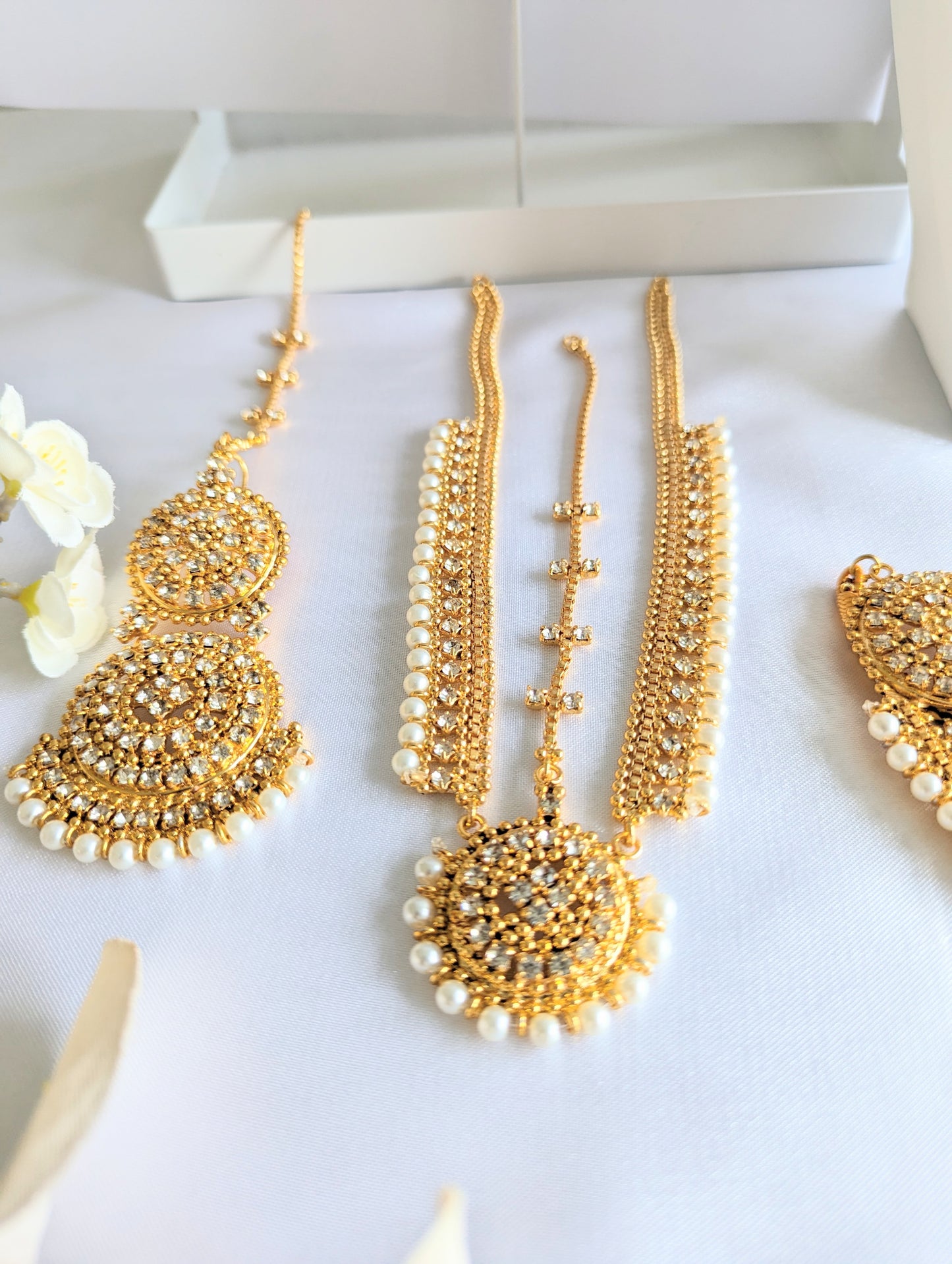 Lavish Gold Set