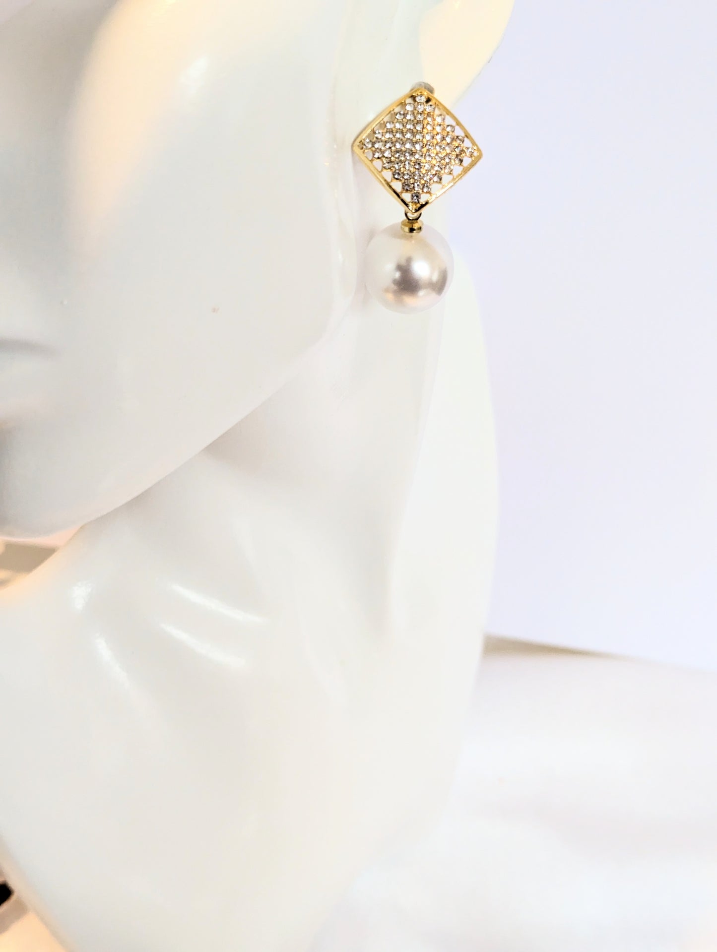 White Pearl Squared Earrings