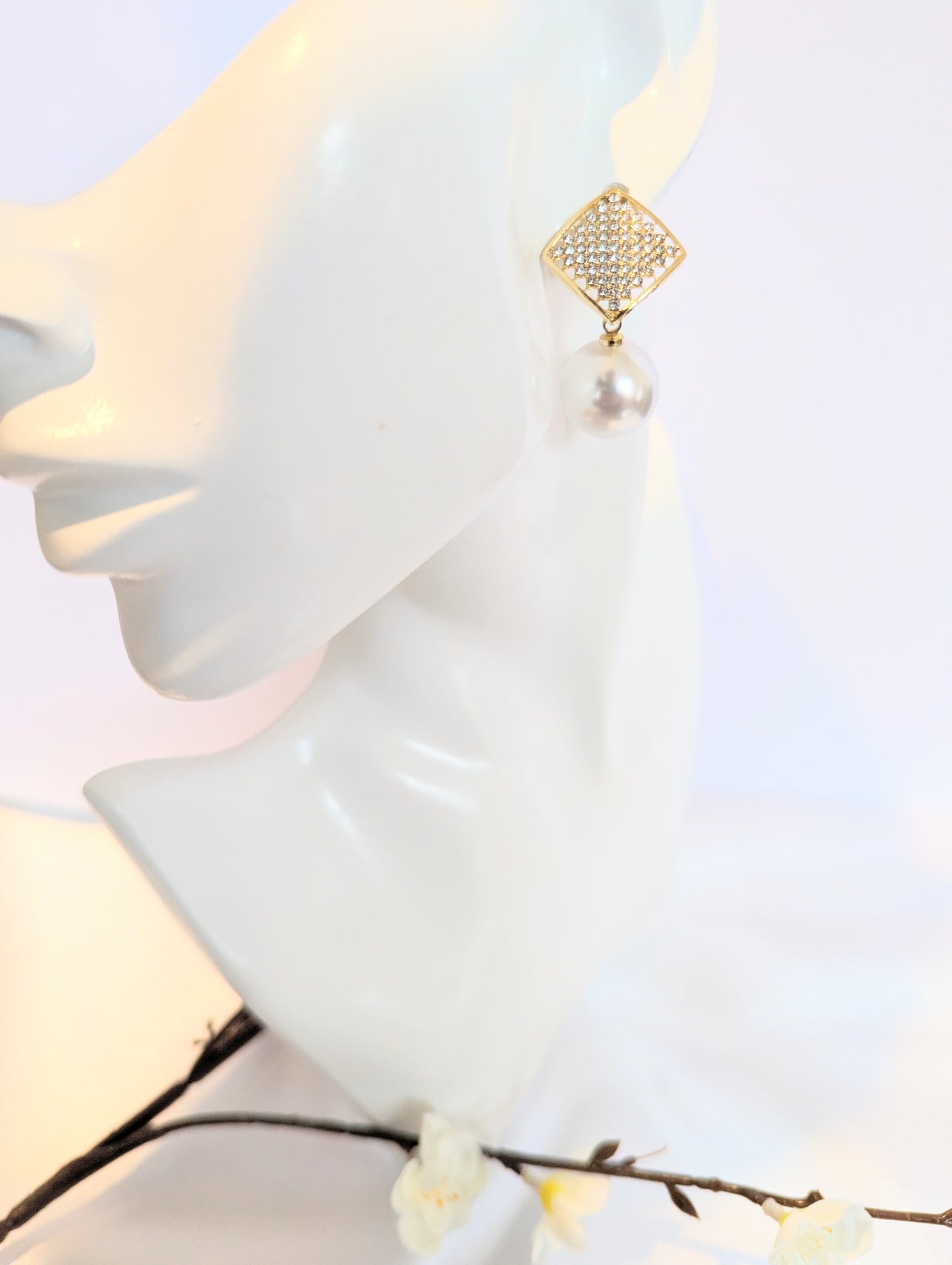 White Pearl Squared Earrings