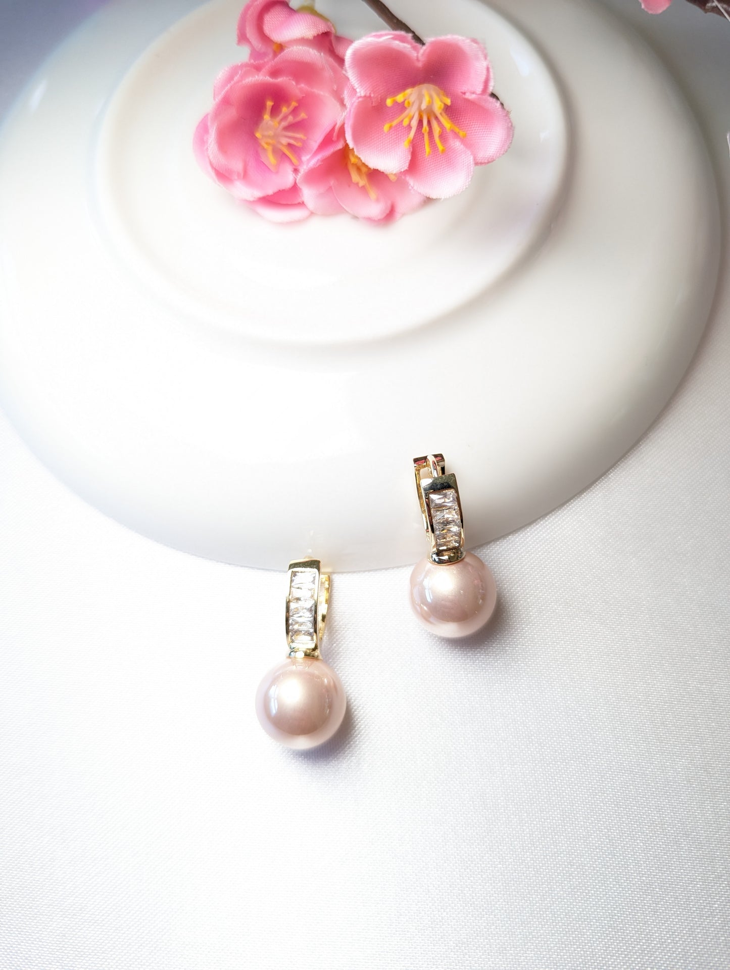 Zirconia Pearl Dangle Earrings