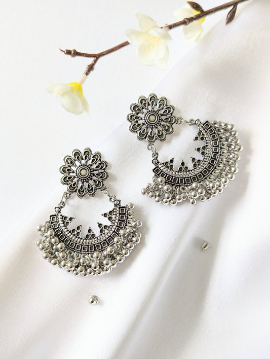 Daisy Half Moon Silver Jhumki