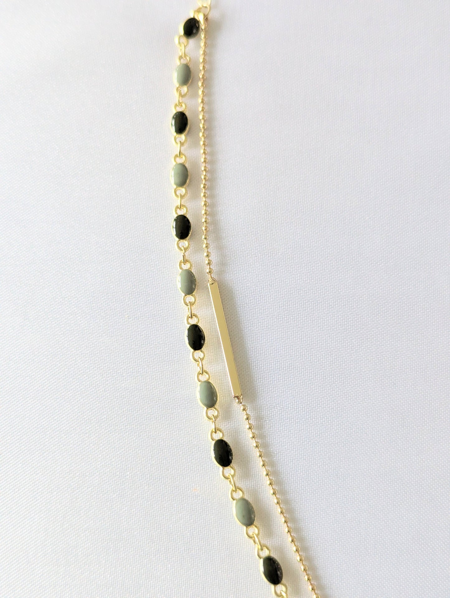 Oval Beads Dotted Bracelet