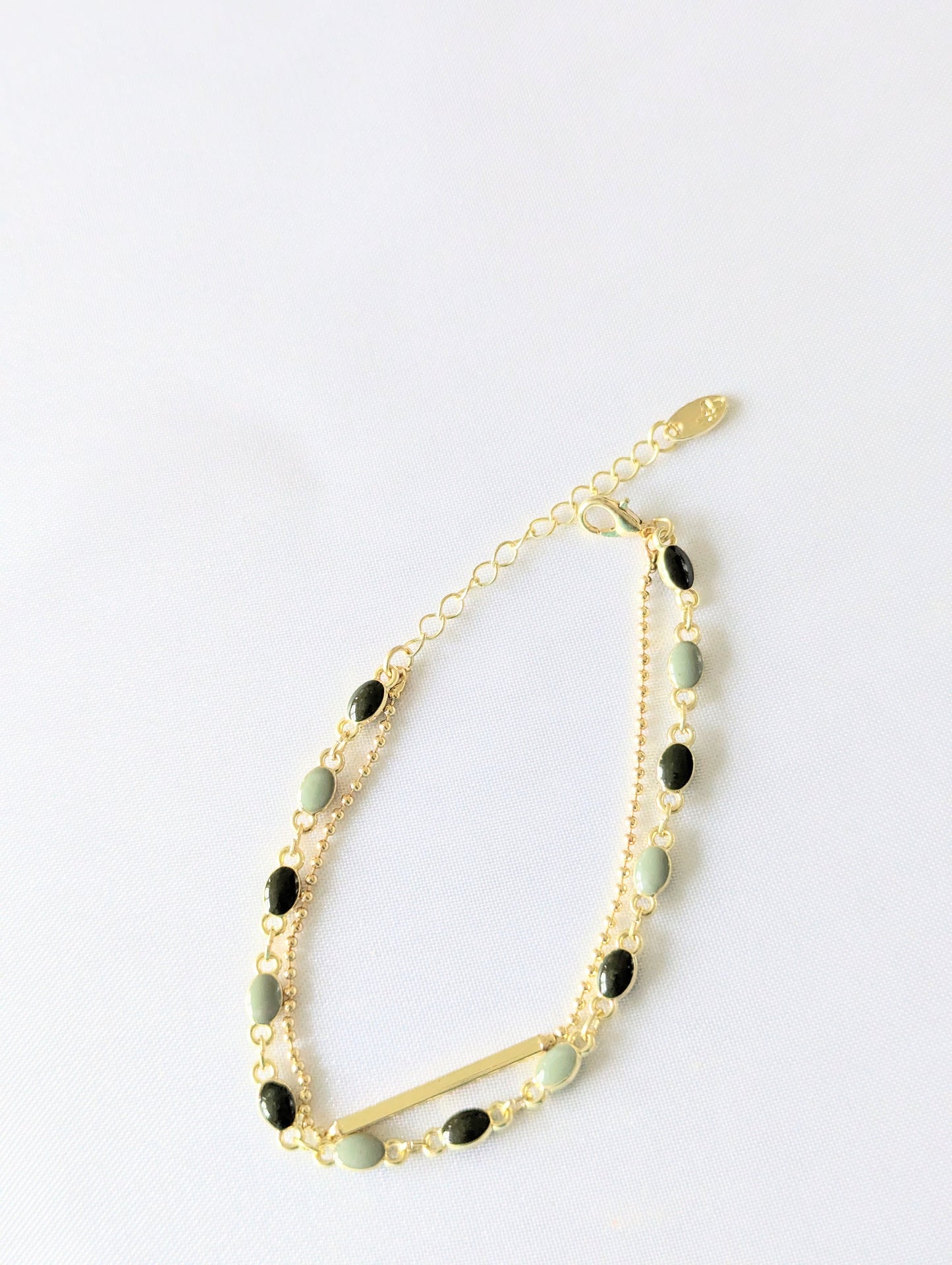 Oval Beads Dotted Bracelet