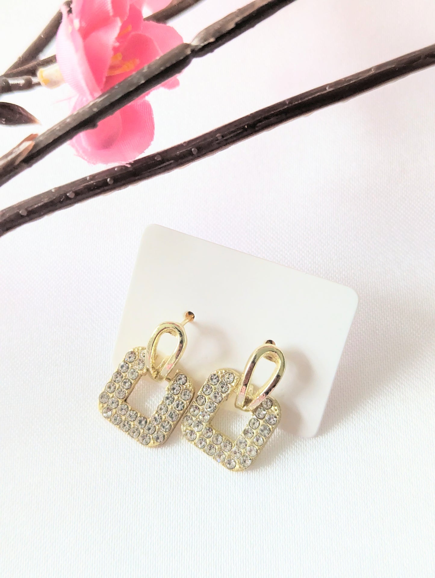 Tear Square Drop Earrings