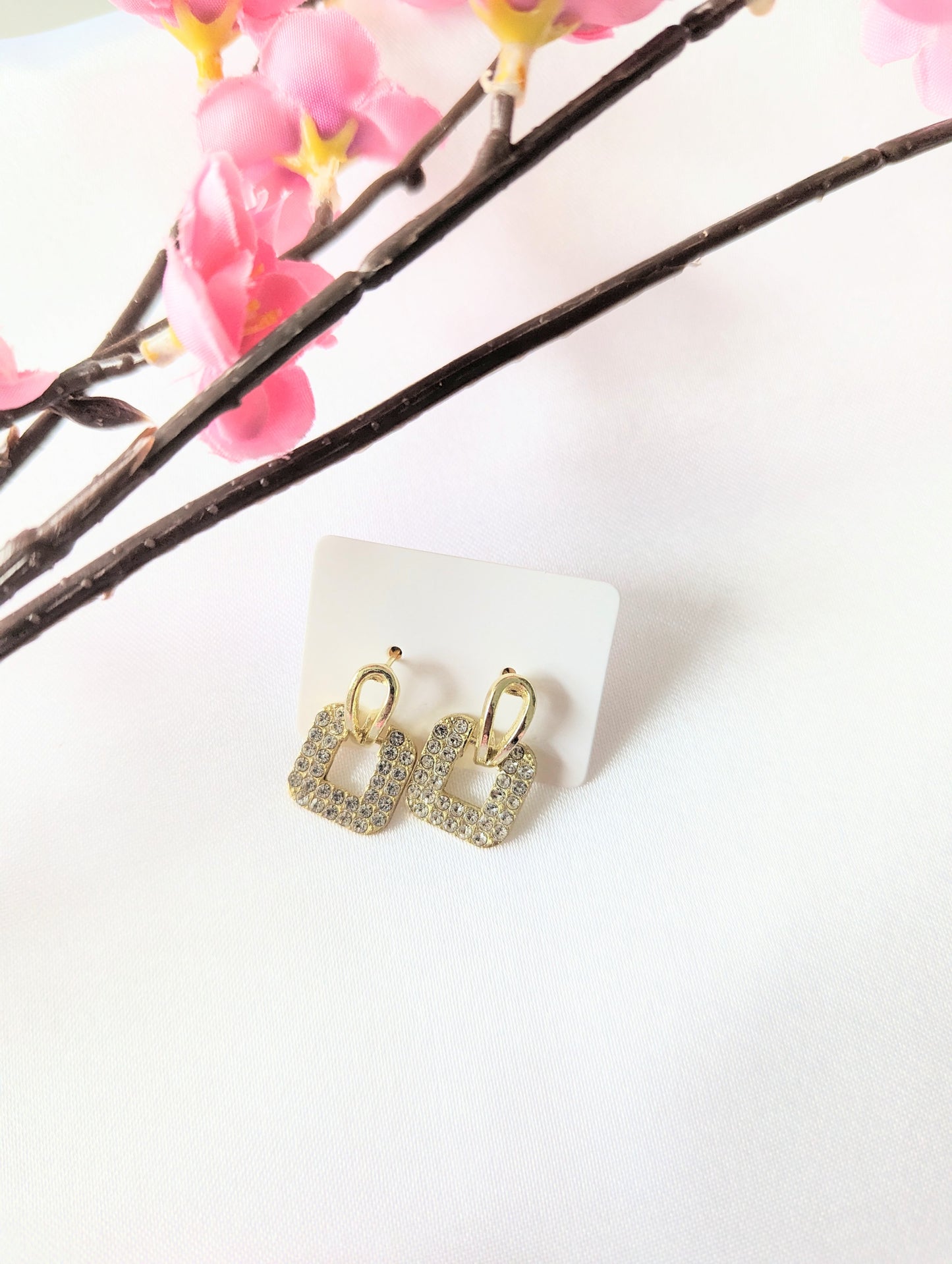 Tear Square Drop Earrings