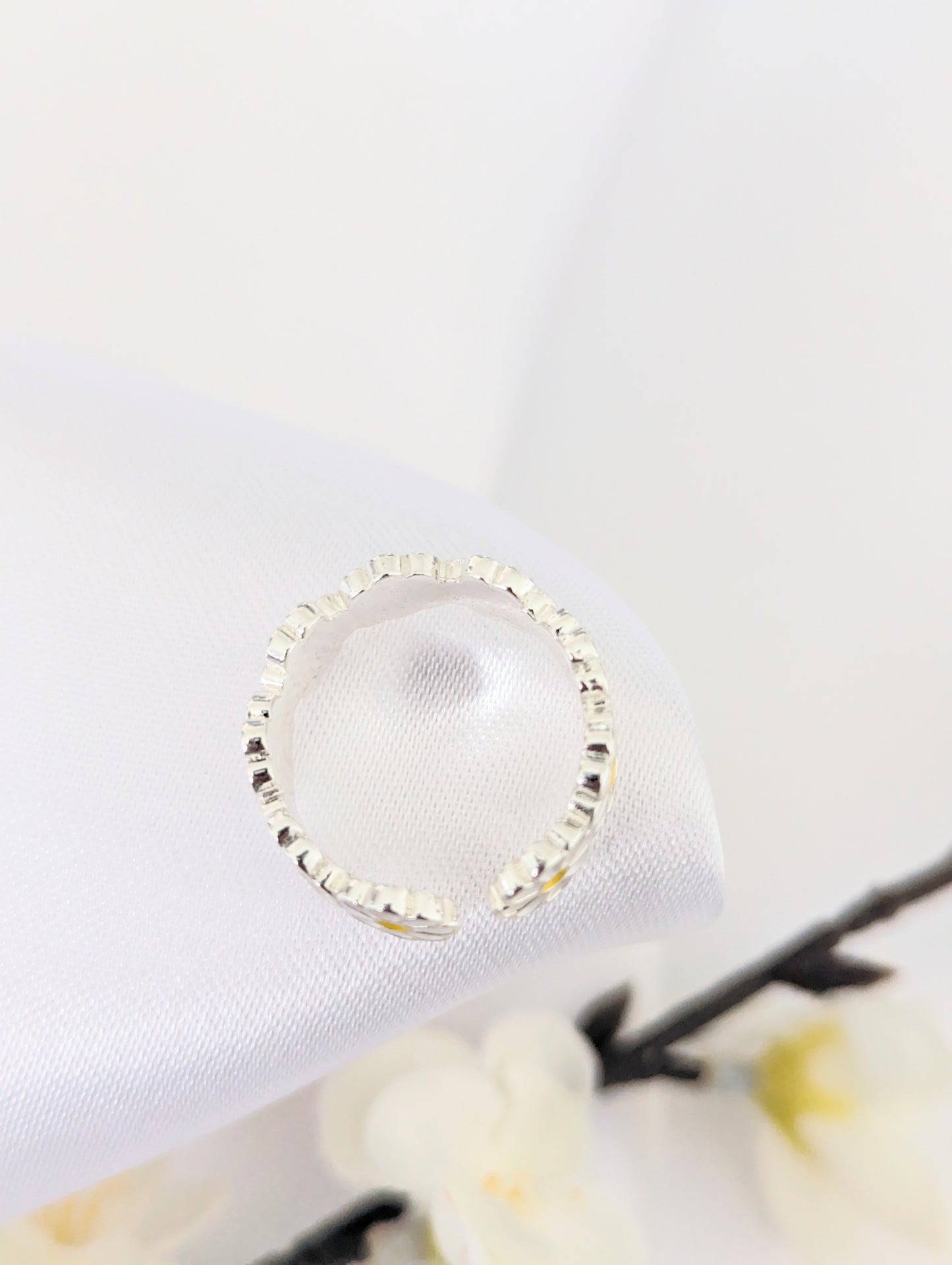 Daisy Adjustable Ring