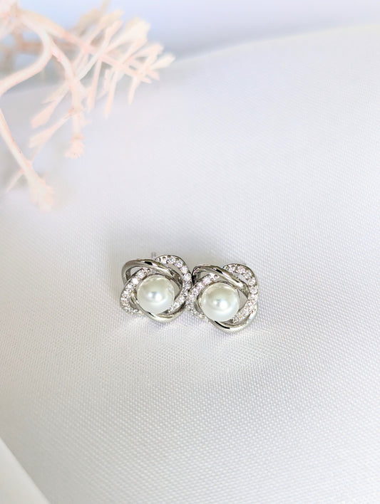 Zircon Pearl Twist Stud Earrings