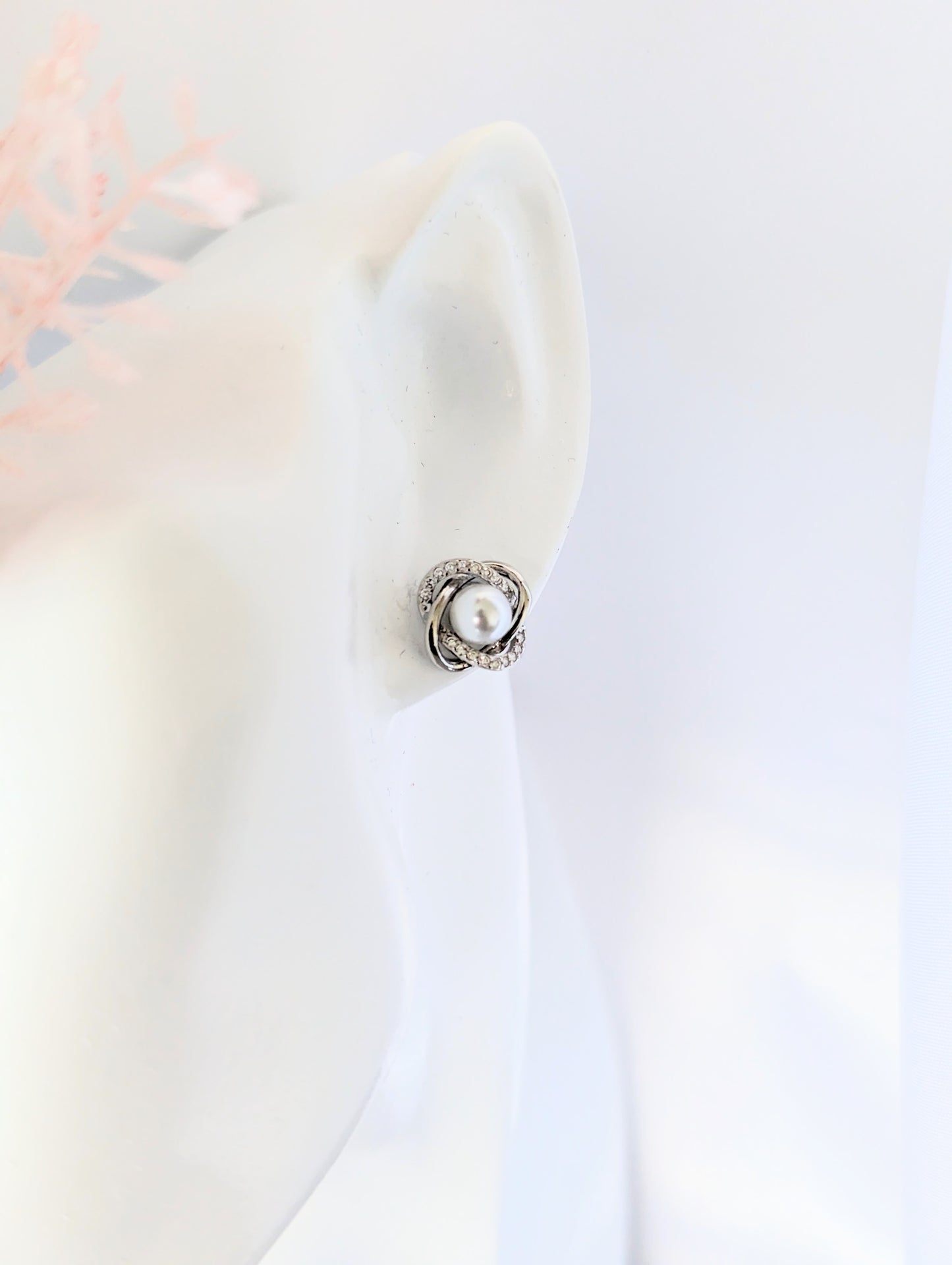 Zircon Pearl Twist Stud Earrings