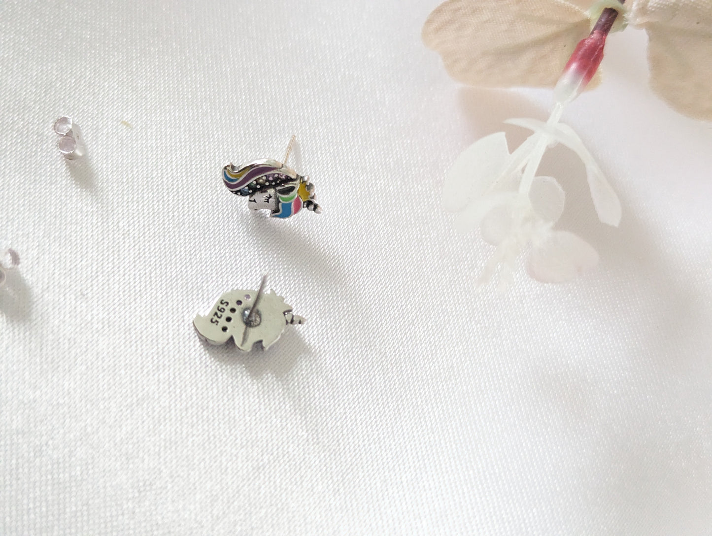 Unicorn 🦄 Studs