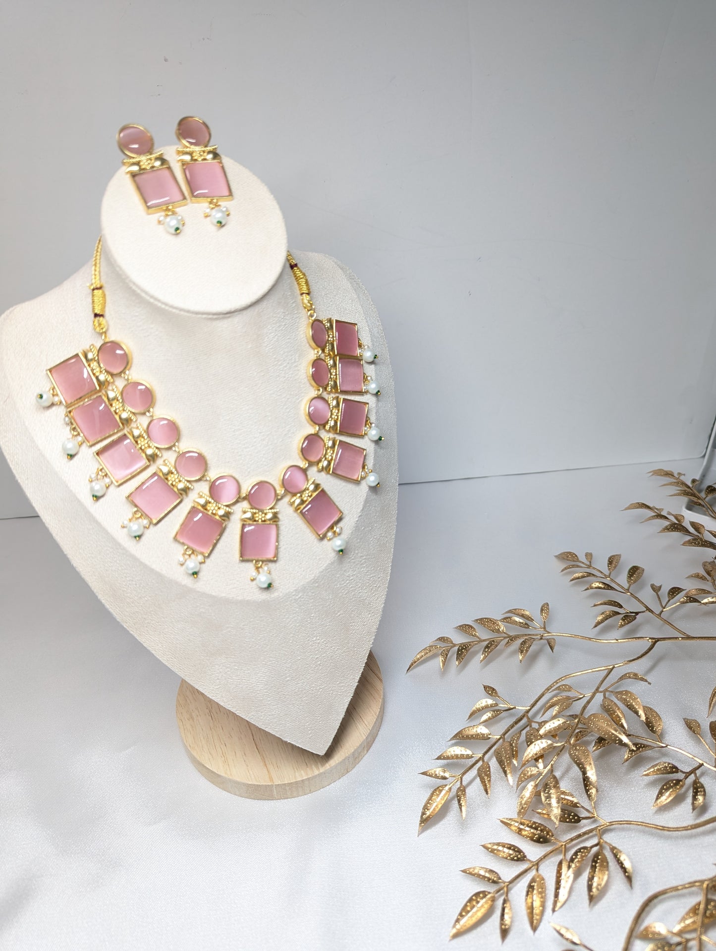 Pink Stone Necklace Set