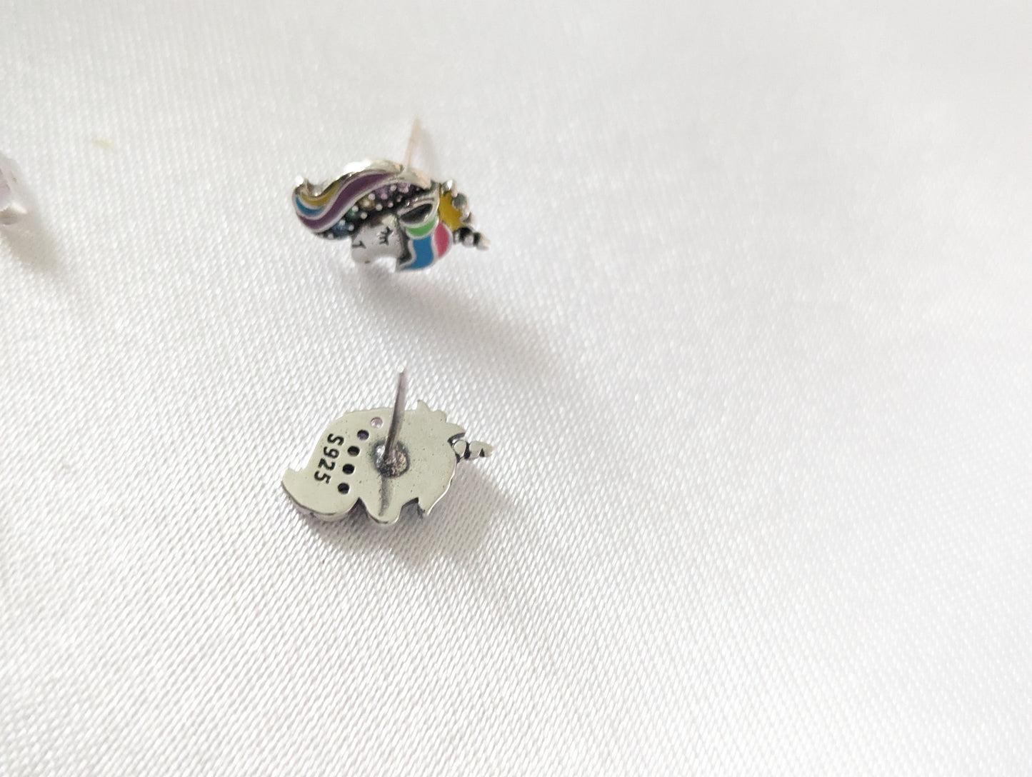 Unicorn 🦄 Studs