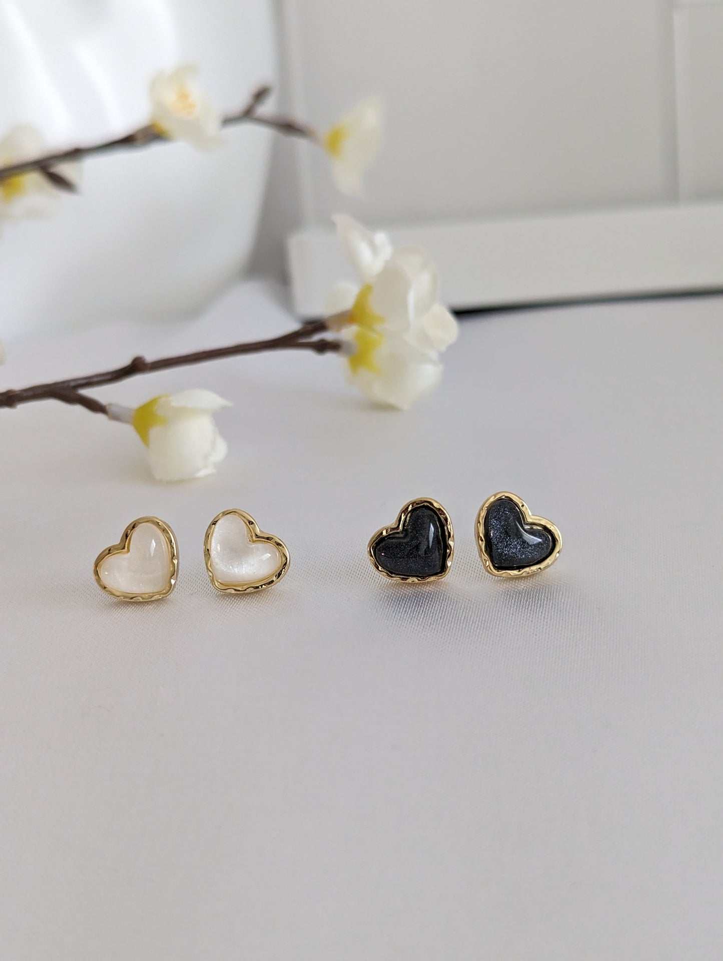 Heart Stud Black & White Earrings