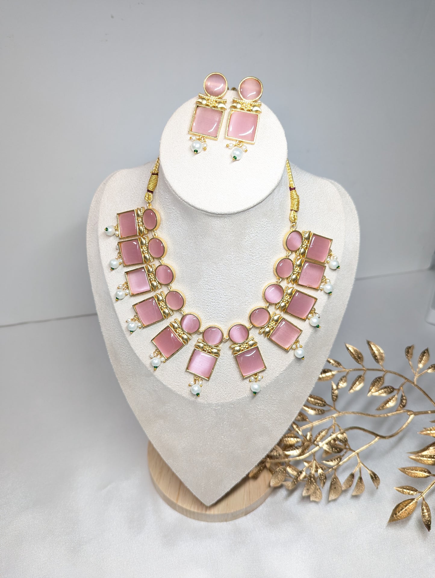 Pink Stone Necklace Set